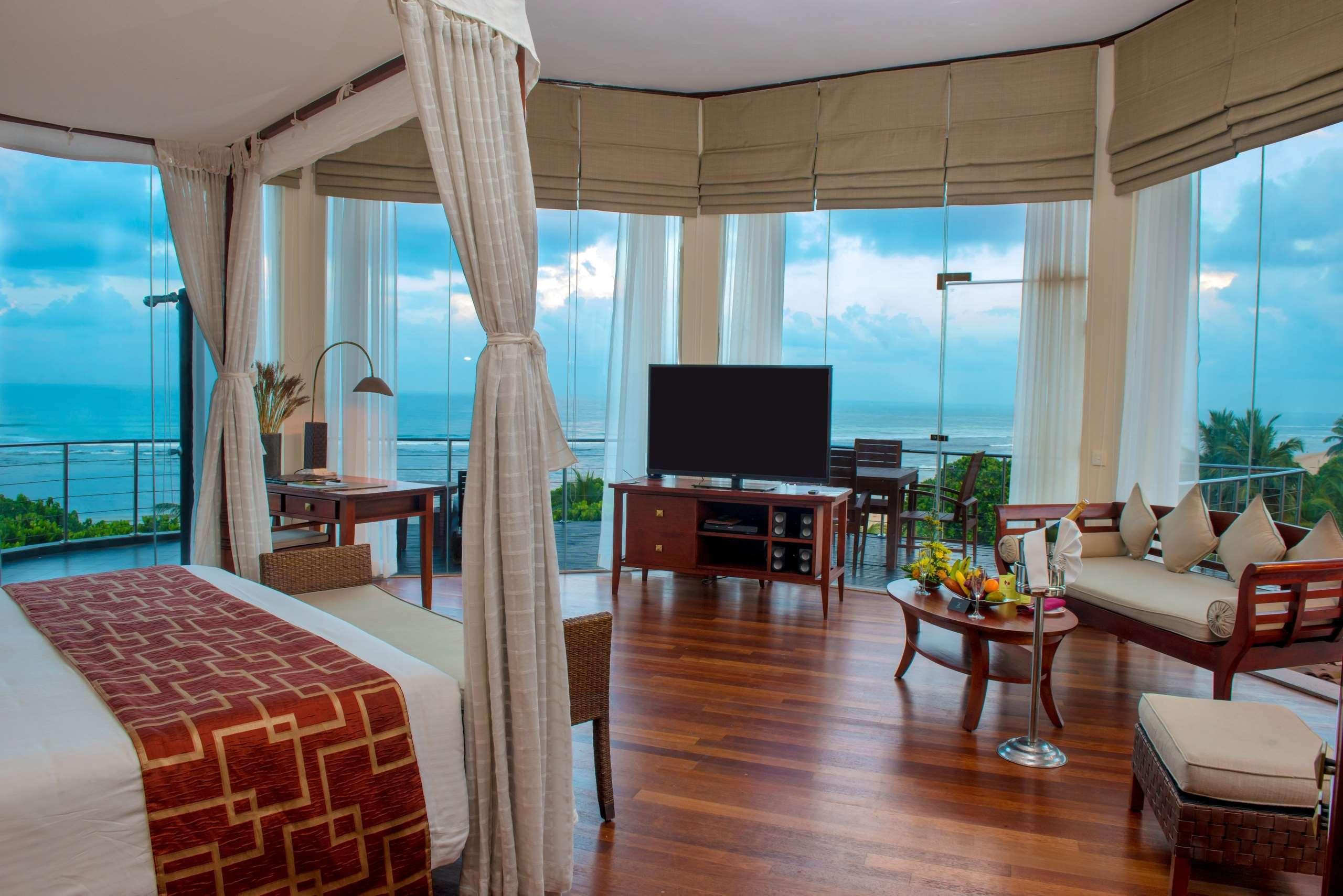 Occidental Eden Beruwala Hotel Bentota Bagian luar foto
