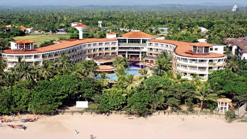 Occidental Eden Beruwala Hotel Bentota Bagian luar foto