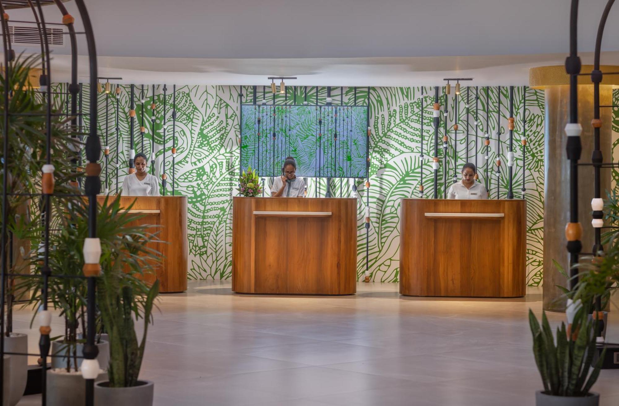 Occidental Eden Beruwala Hotel Bentota Bagian luar foto