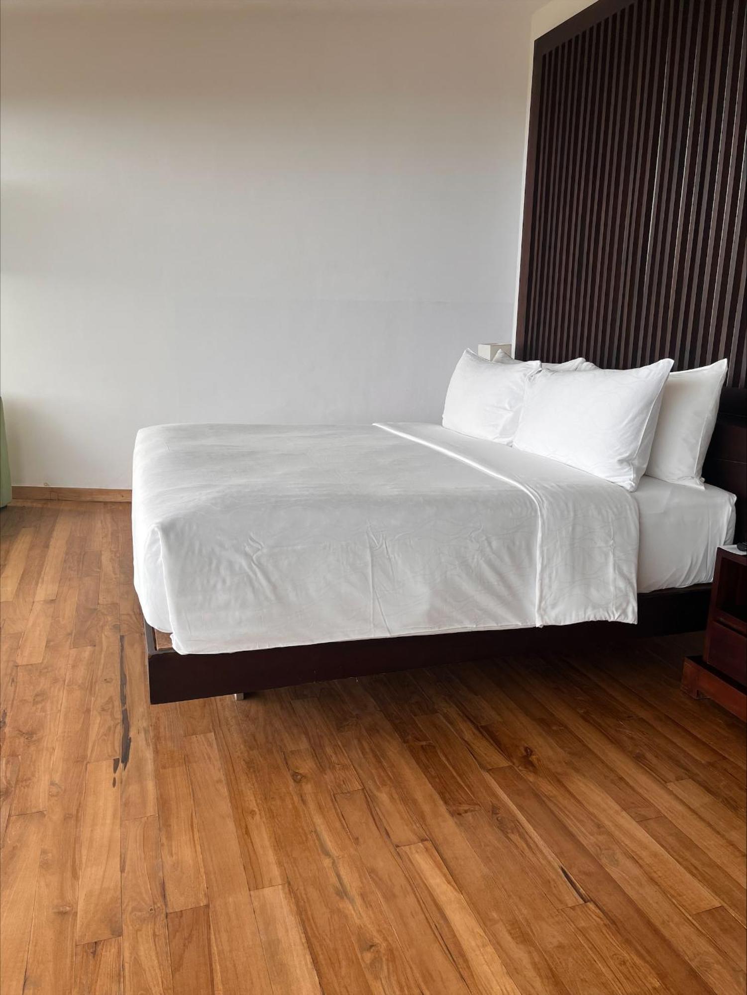 Occidental Eden Beruwala Hotel Bentota Ruang foto